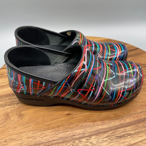 Dansko Black Patent W/Ribbon Professional Clogs Womens US 9.5 EU 40 Health Care - Picture 1 of 9